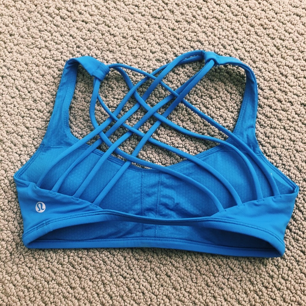 Lululemon sports bra